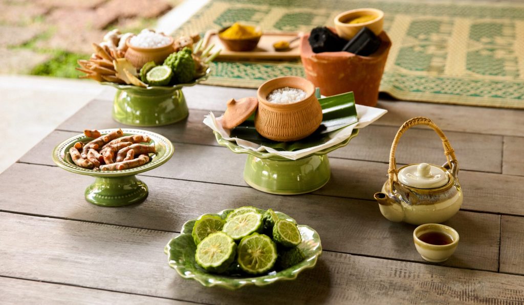 Traditional Thai herbal ingredients used in wellness therapy at RXV Wellness Village.
❓ How do Thai herbs like kaffir lime and turmeric support holistic healing at RXV Wellness Village?